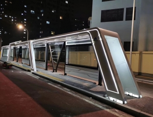 湖南长沙BRT公交站台安装现场